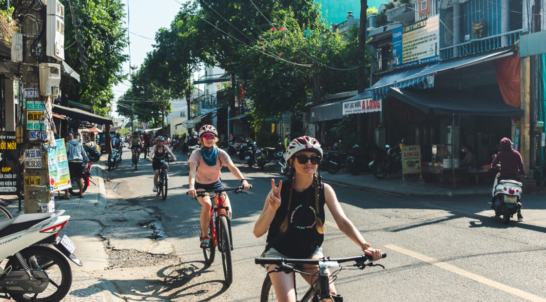 Discovering the Allure of Vietnam - Why Many Foreigners Choose Vietnam in 2025